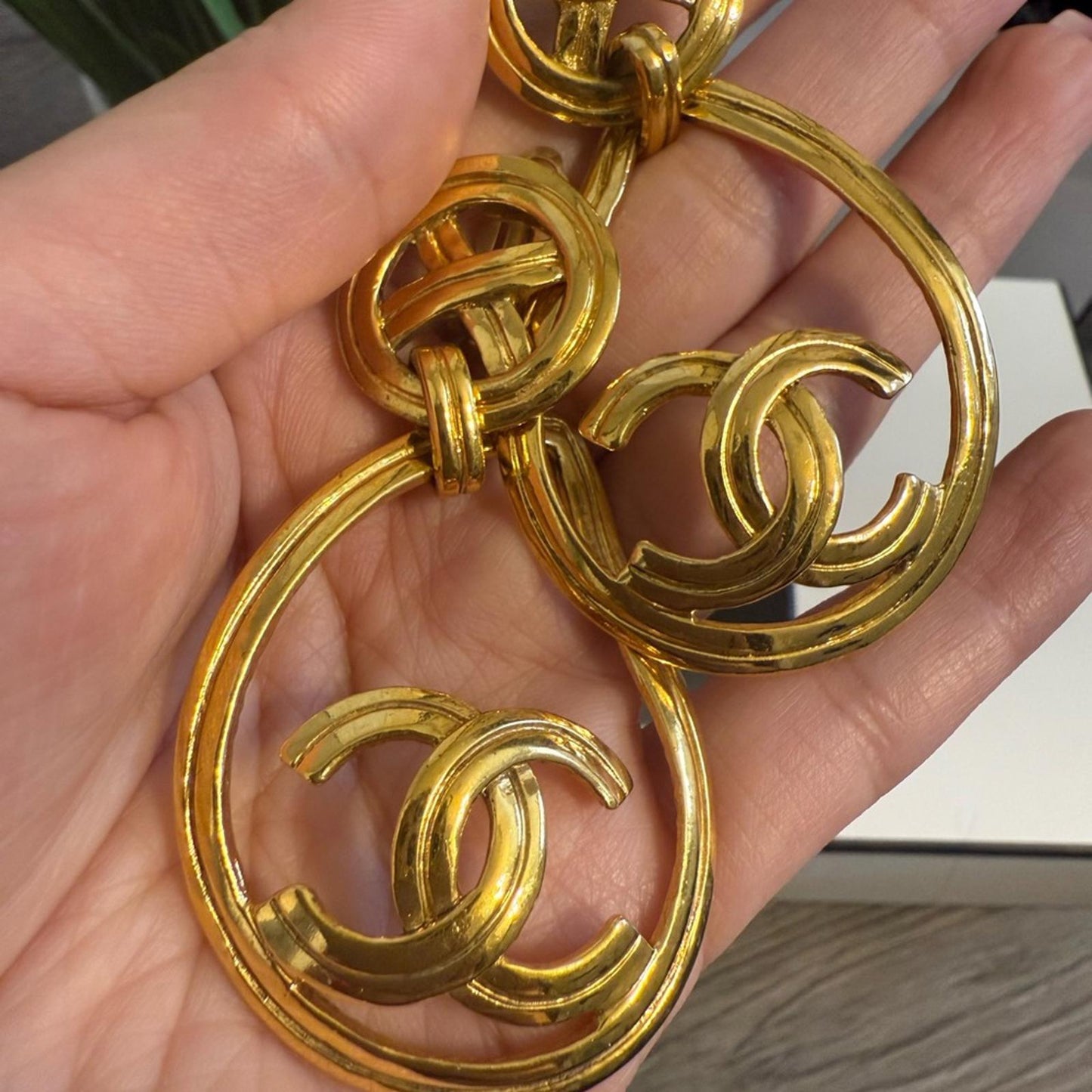 Beautiful CHANEL Vintage Gold CC Statement Dangle Clip On Earrings