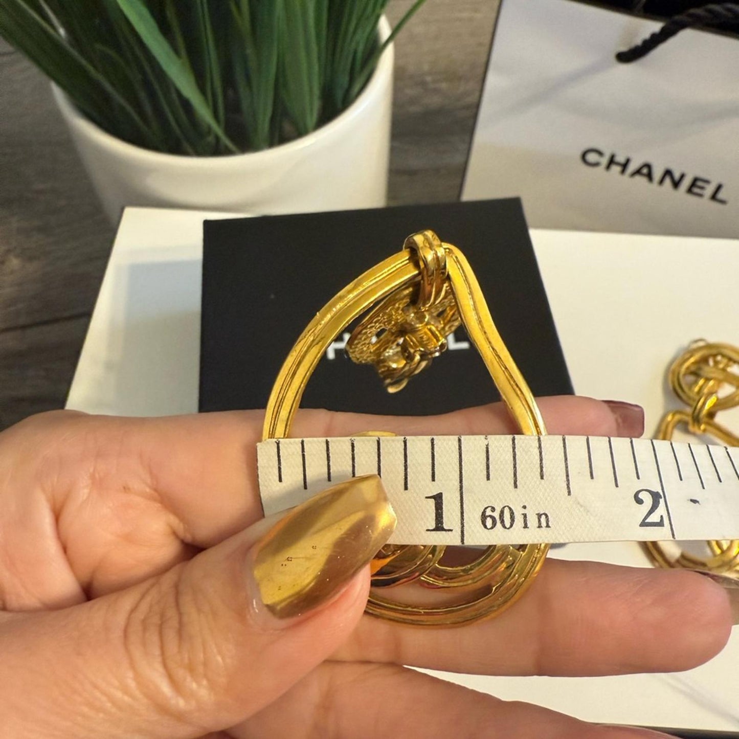 Beautiful CHANEL Vintage Gold CC Statement Dangle Clip On Earrings