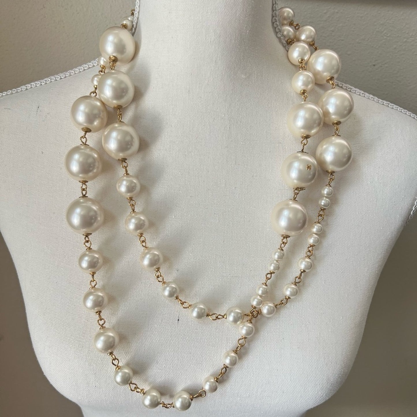 CHANEL Large Oversized Faux Pearl Necklace - RARE!!