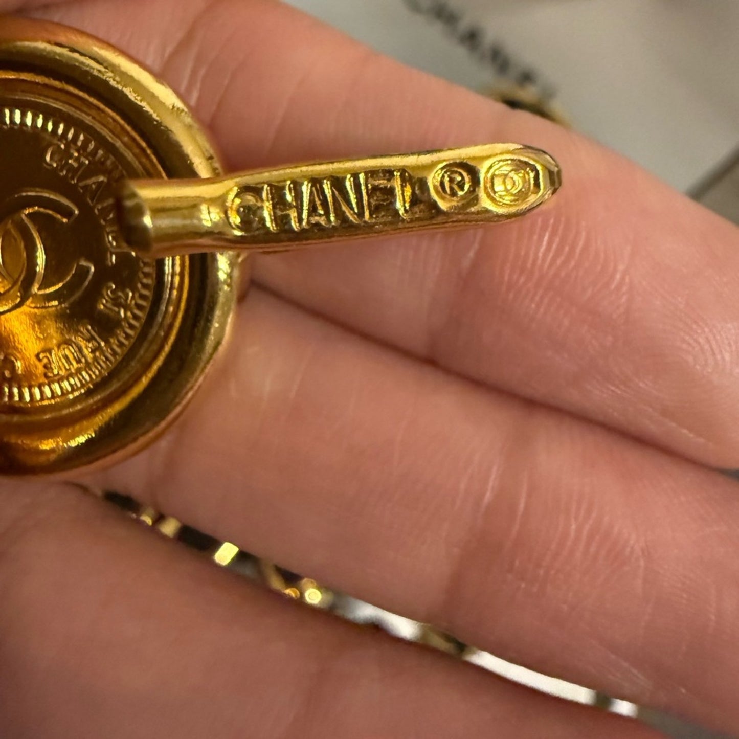 CHANEL Vintage Black Leather Gold 31 Rue Cambon CC Coin Chain Necklace/Belt